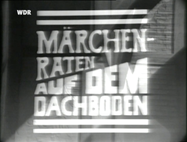 Märchenraten auf dem Dachboden mit Kasperle und René, 1969.