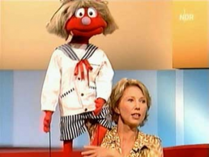 Petra Zieser mit Mona bei "DAS!", 2003.