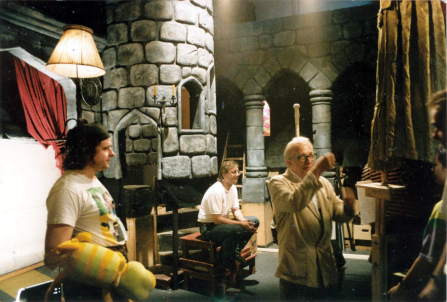 Lorenz Claussen, Benny Meuter und Regisseur Peter Podehl im Schloss, 1992.