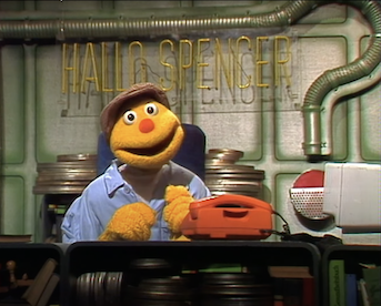 Spencer im Schlafanzug, 1989.